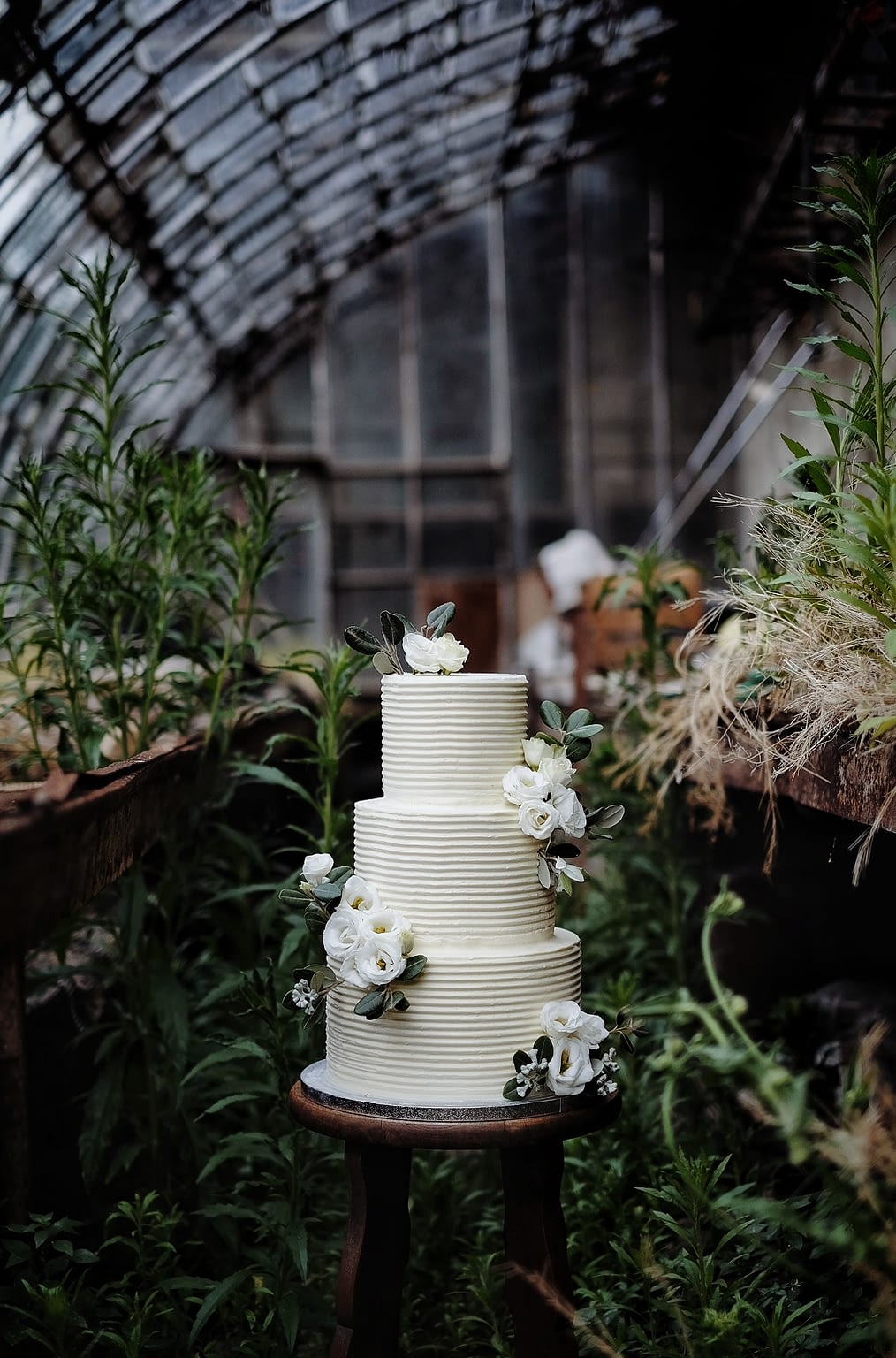 Wedding cake strié blanc et vert