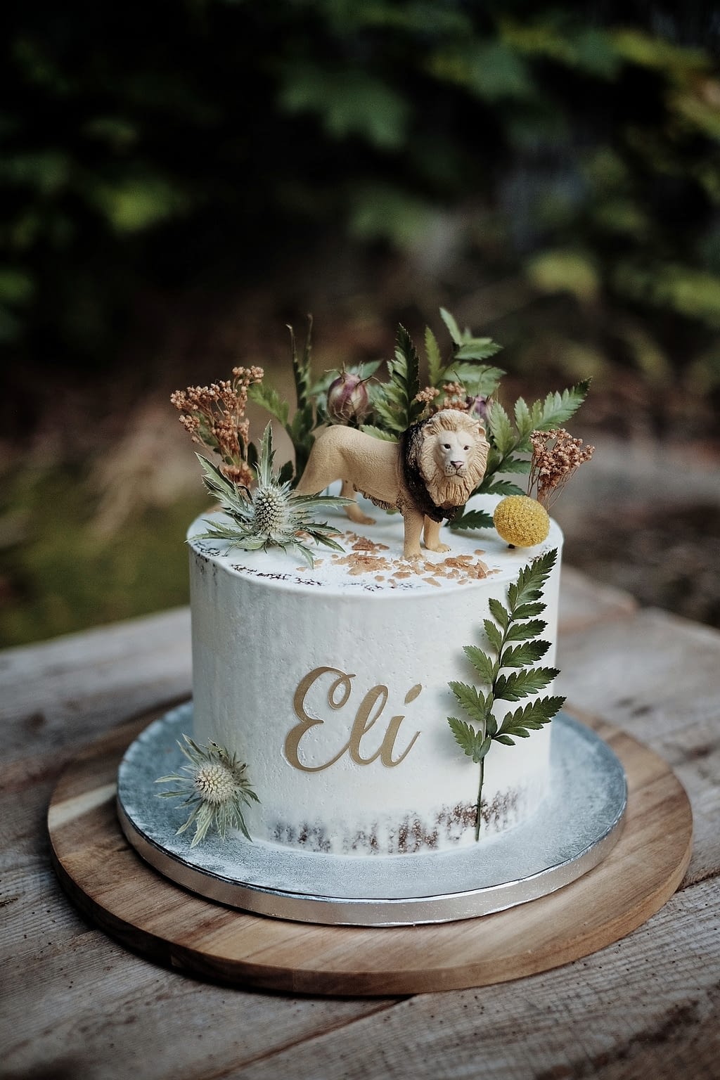 Lion layer cake
